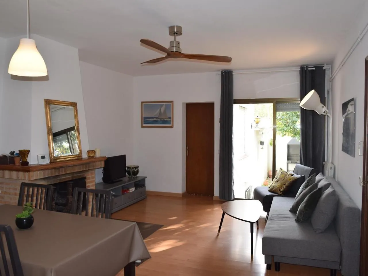 Xaloc Costabravasi Villa Sant Feliu de Guíxols 0*,  İspanya